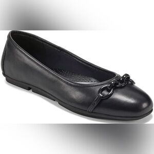 Easy Spirit Elegant Black Women's Loafers size 8